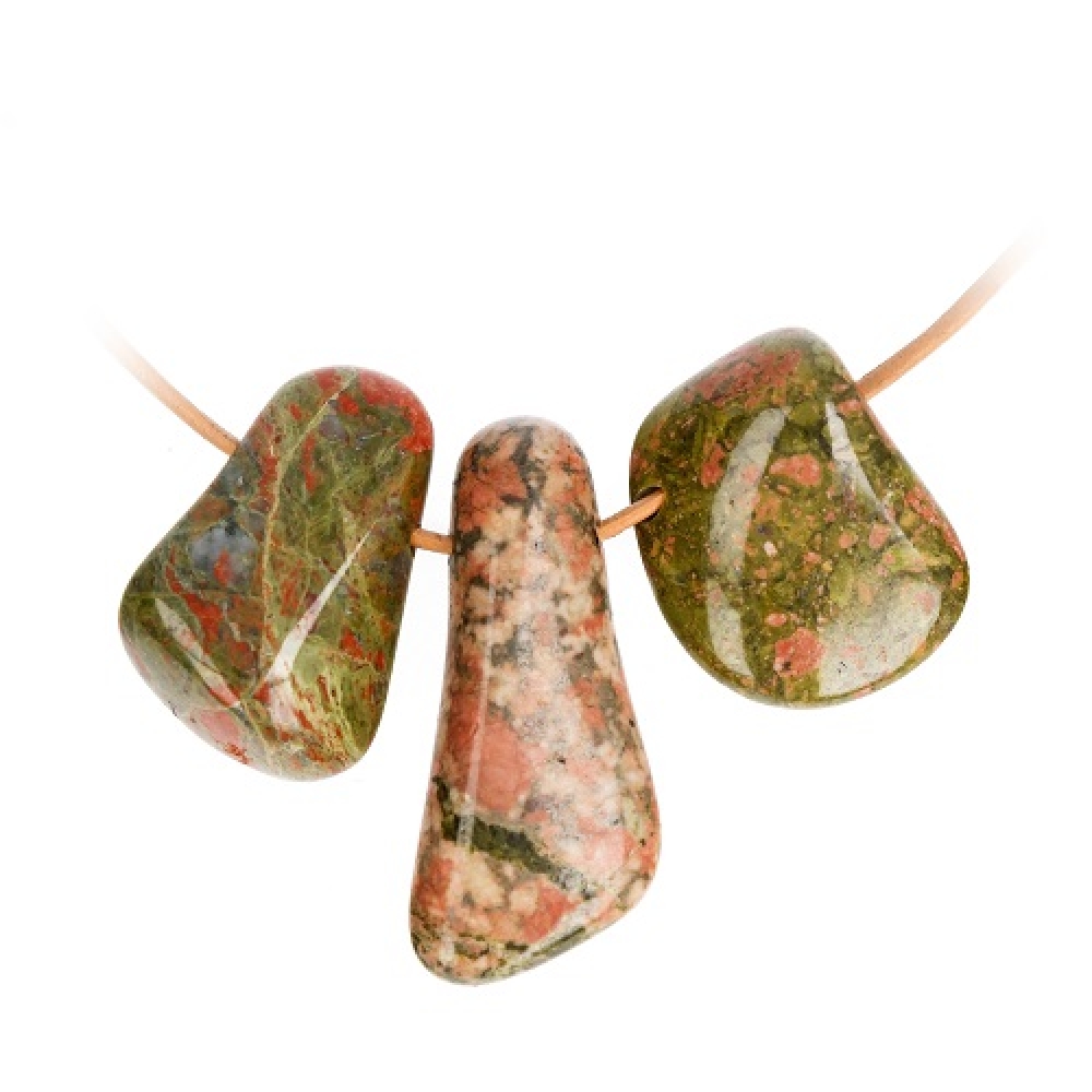 Epidot-Feldspat (Unakit) gebohrt